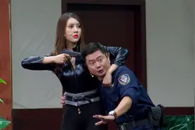 爆笑占便宜：魏翔为了占绑匪的便宜，竟抢着当人质，太不厚道了吧视频封面