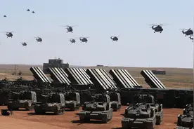 空地一体，协同攻防！陆军空中突击旅探索新质战斗力建设之路视频封面
