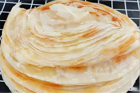 8元1斤的香酥手撕饼，有技巧无难度，外酥里软层又多，比卖的好吃视频封面