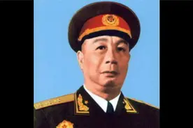 《中国将帅》： 陈士榘 ( 55年授予上将军衔 )视频封面