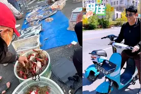 68岁港星定居大连变“吃货”，骑电车逛路边摊，早餐吃美味螃蟹视频封面