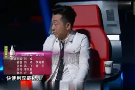 新歌声：这选手是来搞笑的吧，魔改版《双截棍》，哈林一哆嗦！视频封面