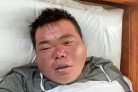 夜半三更，荒废的酒店，住一晚视频封面
