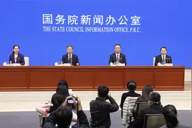 发改委：今年全年，消费能够成为经济增长的主拉动力视频封面