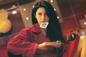 以前的美女VS现在的美女，最后一位才是微胖界的狂把子！视频封面