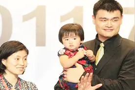 为什么姚明让女儿入美国籍？大姚的回答，让人无言以对视频封面
