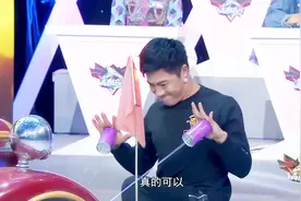 达人表演用掌心吸力拖动一吨重的汽车，这手心得是多大的吸力啊视频封面
