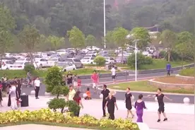 广东各地喜迎国庆假期，游客们玩爽了视频封面
