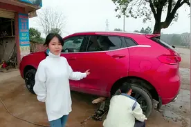 一个车胎1000元，整车换下来又花不少钱，媳妇埋怨老公不会买车视频封面