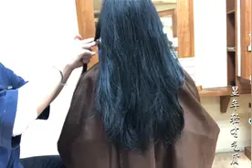 35岁女性及腰长发剪成“鲍勃头”短发，显年轻有气质，越看越喜欢视频封面