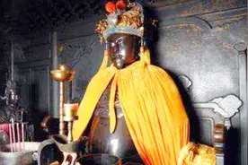 武当山长明灯，如何燃烧600年不灭？一游客：我看到了真相视频封面