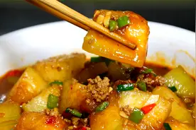 立秋后要多吃冬瓜，分享红烧冬瓜做法，滑嫩爽口，鲜香味美又下饭视频封面