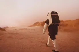 270天的孤独航程，宇航员终于登上火星，这一步是人类的一大步吗视频封面