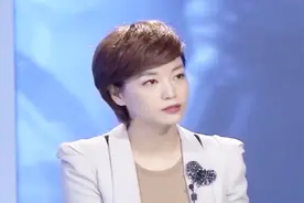丈夫和女邻居聊天 妻子觉得关系不正常 丈夫却说妻子疑心太重视频封面