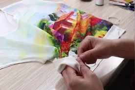 衣服又大又宽穿不出去？原来这样改既收腰又显瘦，赶紧试试视频封面