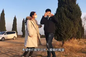 渭南农村小伙相亲城里姑娘，特意去大荔沙苑看桃花，让人羡慕！视频封面