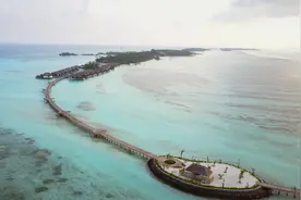马尔代夫多岛屿无人机视觉MALDIVES视频封面