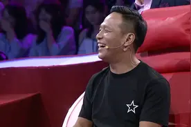 杠杠火的“来了啊，老弟”，原形在这里，她没火卖烧烤的大姐火了视频封面