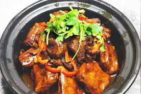 大厨分享：古法焖羊肉，不放一粒香料羊肉也能毫无膻味，特别好吃视频封面