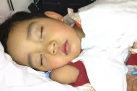 孩子“睡得好才能长得高”，晚上几点睡觉合适？医生发话了视频封面