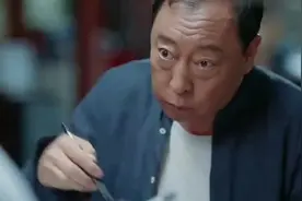恋爱先生：靳东吃面这段戏，简直是神仙演技，太接地气了！视频封面