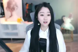 菲儿演唱《一万个舍不得》不要追问对与错毕竟我们深爱过视频封面