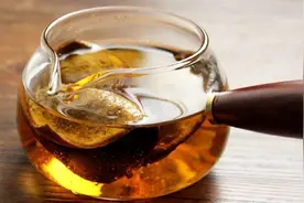 湿热体质，长痘痘、尿液黄，体臭！配伍1杯陈皮茶，清热祛湿视频封面
