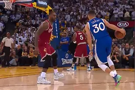 【NBA圣诞大战】萌神 X 圣诞！库里生涯圣诞大战经典时刻大合集视频封面