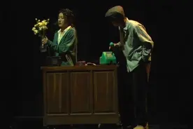 第八届上海国际喜剧节启幕 《椰子兄弟》爆笑开演视频封面