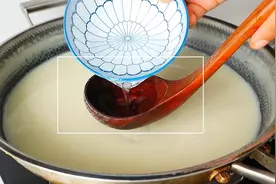 黄豆浆里加1勺普通白醋，瞬间变豆腐，简单无添加，比买的要放心视频封面