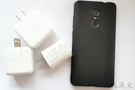 都是5V的手机充电器可以混用吗？2A和1A的有什么区别？视频封面