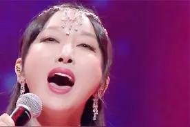 萨顶顶：01年出道，08年斩获BBC世界音乐奖！你却只知道她假唱？视频封面