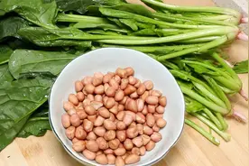 菠菜和花生米是绝配，分享传统凉拌菜老醋菠菜花生米，简单又好吃视频封面