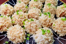 春天多吃莲藕，教你做莲藕糯米丸子，简单一蒸就上桌，营养又解馋视频封面