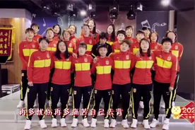 这段演唱太热血！中国女足唱响《铿锵玫瑰》视频封面