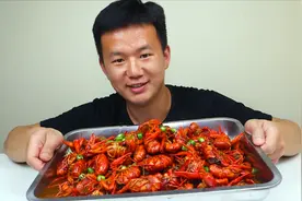 小龙虾这样做才好吃，不需要油炸，虾肉鲜嫩麻辣入味，5斤不够吃视频封面
