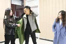 总经理故意穿军大衣去相亲，没成想相亲对象是前女友，结局感动视频封面