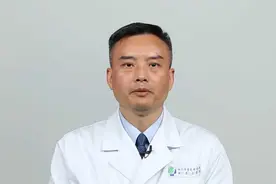 男人如果常吃雌性激素，会导致乳房发育，破坏生殖健康视频封面