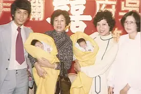 70岁吴孟达感情史丰富，三任配偶合影颜值高，双胞胎女儿首曝光视频封面
