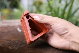 养花容易积水烂根怎么办？园艺师教你，使用花盆垫脚，增强通风性视频封面