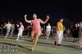 公园一群美女热舞，这阵容颜值爆表，跳的动感十足有欣赏价值视频封面