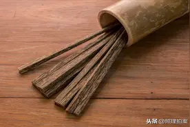 环保少女给亚洲提建议！不要再用筷子了，因为筷子没有刀叉环保视频封面