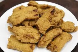 炸酥肉到底用面粉还是淀粉？很多人都错了，这样做酥脆鲜嫩不回软视频封面
