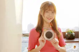 小身材，多玩法！投影届的青年良品？坚果微果i6便携投影上手体验视频封面