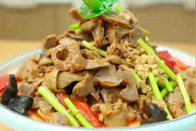 常握鸡胗脆嫩的技巧，卤一盘的红油鸡胗，下酒太棒了视频封面