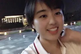 中秋节回不了家，也没有男朋友，三个单身女汉子在一起玩得很开心视频封面