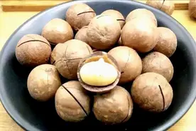 常吃夏威夷果，可防心脑血管疾病！视频封面