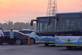 今天起，北京公交新开调整6条公交线路！视频封面