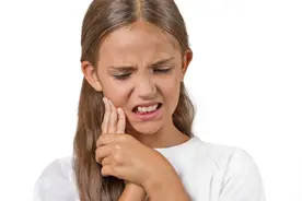 腮腺炎，淋巴结炎傻傻分不清？医生教你如何鉴别，很简单！视频封面