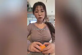 日本女孩子是不是特别开放？视频封面